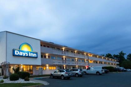 Days Inn Monmouth Junction