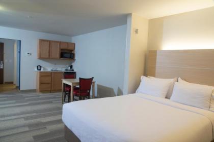 Holiday Inn Express & Suites Monroe an IHG Hotel - image 4