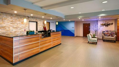 Best Western Sky Valley Inn - image 2