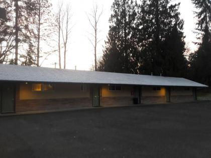 Monroe Motel - image 12
