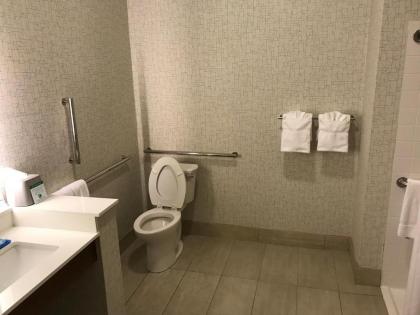 Holiday Inn Express & Suites - Pittsburgh - Monroeville an IHG Hotel - image 13