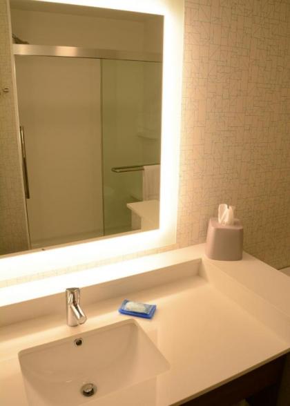 Holiday Inn Express & Suites - Pittsburgh - Monroeville an IHG Hotel - image 2