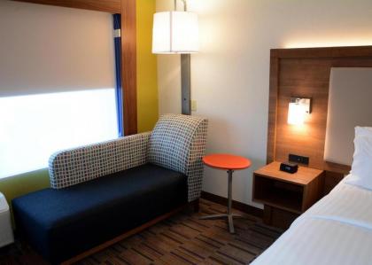 Holiday Inn Express & Suites - Pittsburgh - Monroeville an IHG Hotel - image 3