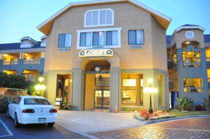 Oak Tree Inn - image 2