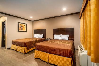 Oak Park Motel - image 10