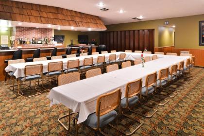 Best Western Movie Manor - image 15