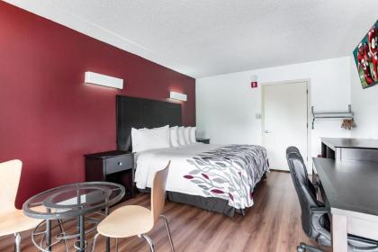 Red Roof Inn Monteagle - I-24 - image 13