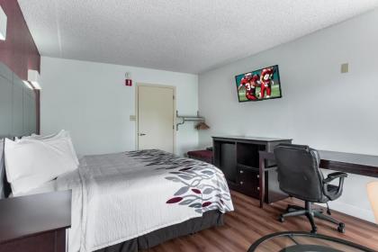 Red Roof Inn Monteagle - I-24 - image 15