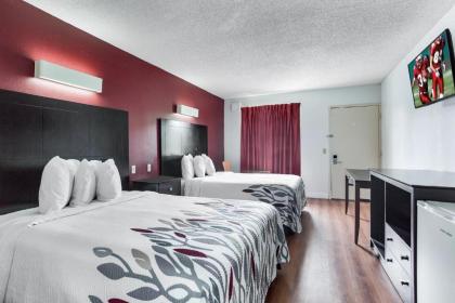 Red Roof Inn Monteagle - I-24 - image 9