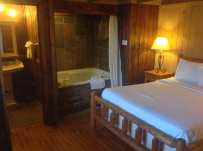 The Smoke House Lodge - image 2
