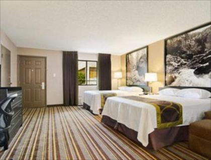 Super 8 by Wyndham Monteagle TN - image 8