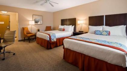 Best Western Plus Monterey Inn - image 5