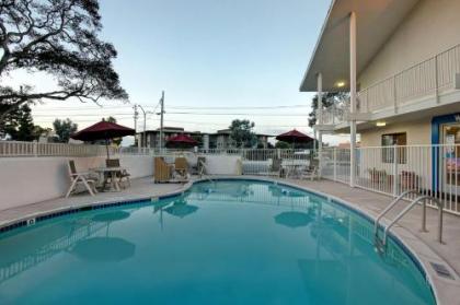 Motel 6-Monterey CA - image 4