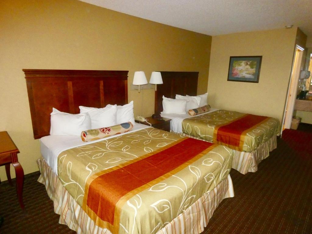 Americas Best Value Inn-Montezuma - image 7