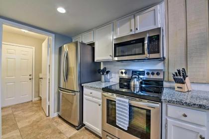 Renovated Montgomery Condo on Lake Boat and Fish! - image 14