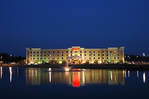 Hampton Inn & Suites Montgomery-EastChase - main image
