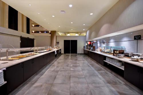 Embassy Suites Montgomery - Hotel & Conference Center - image 3
