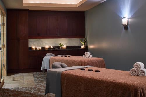 Renaissance Montgomery Hotel & Spa at the Convention Center - image 4