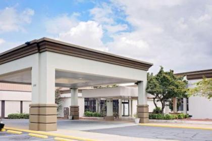 Days Inn By Wyndham Montgomery Near Aum Montgomery, Al