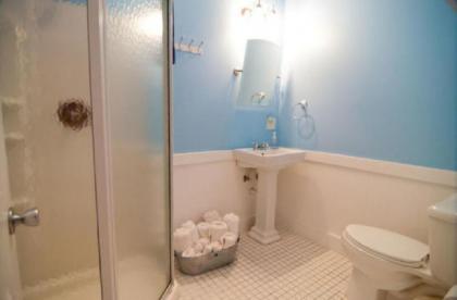Blue Door Cottages - image 15