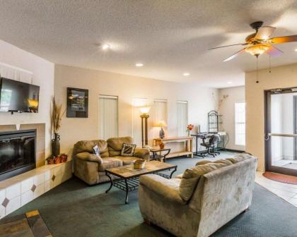 Quality Inn & Suites Montrose - image 3