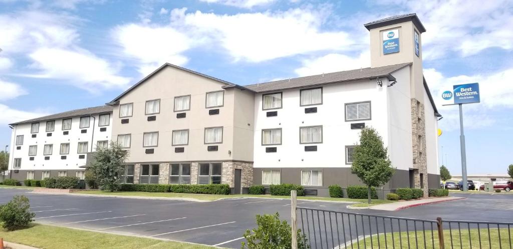 Best Western Greentree Inn & Suites - main image