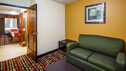 Best Western Greentree Inn & Suites - image 10