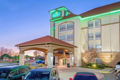 La Quinta by Wyndham Oklahoma City - Moore - image 14