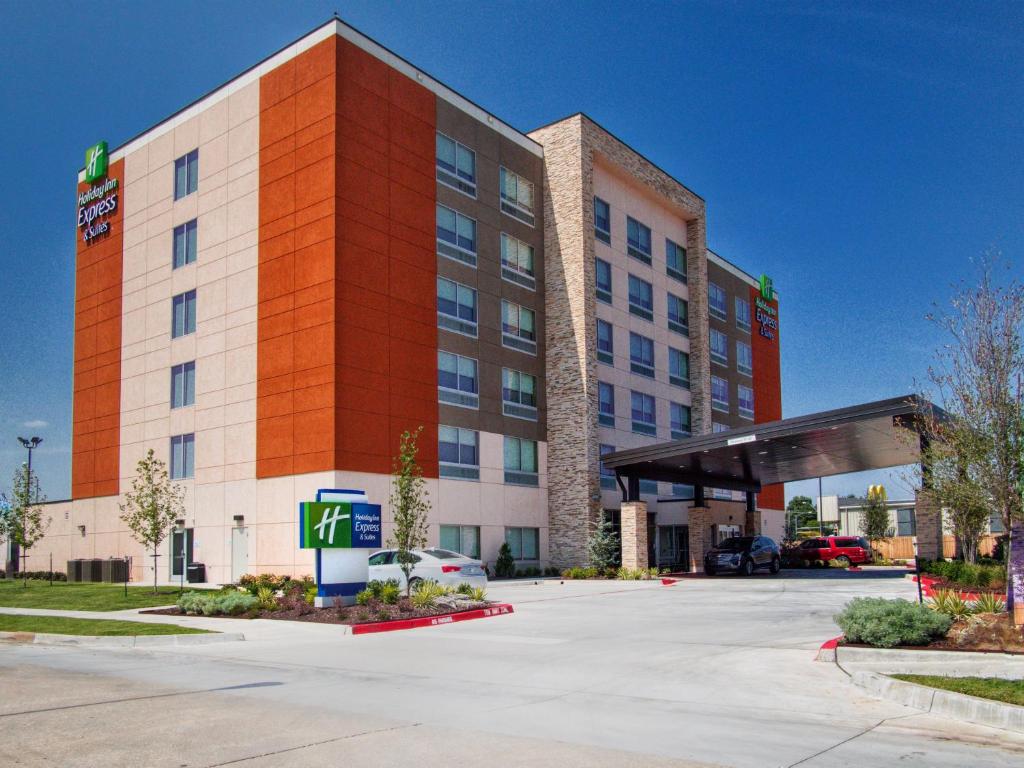 Holiday Inn Express & Suites Moore an IHG Hotel - main image