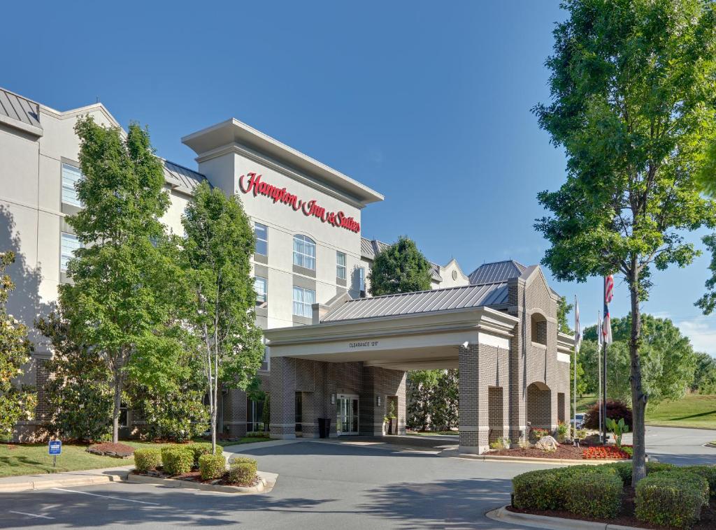 Hampton Inn & Suites Mooresville - main image