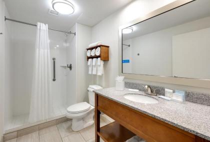 Hampton Inn & Suites Mooresville - image 5