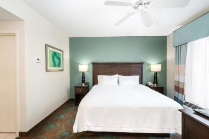 Hampton Inn & Suites Mooresville - image 9