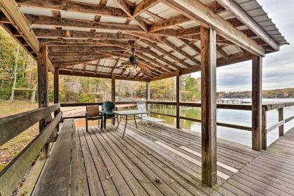 Pet-Friendly Lake Norman Cottage Swim Boat Fish