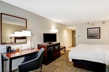 Hampton Inn Scranton at Montage Mountain - image 4