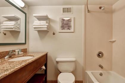 Hampton Inn Scranton at Montage Mountain - image 7