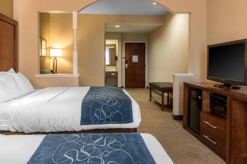 Comfort Suites Scranton near Montage Mountain - image 7