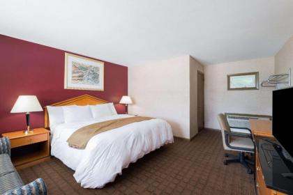 Elite Inn - image 7