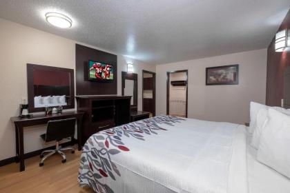 Red Roof Inn Morgan City - image 10