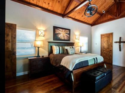Cottage Creek Vineyards - image 5