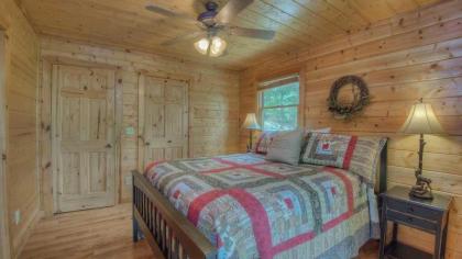 Sweet Seclusion by Escape to Blue Ridge - image 4