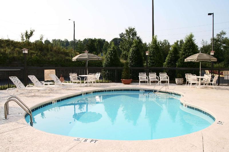 Hampton Inn Morganton - image 7
