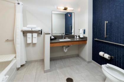 Fairfield Inn and Suites Morganton Historic Downtown - image 5