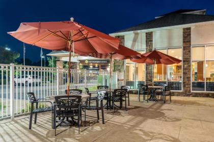 Hilton Garden Inn Morgantown - image 11