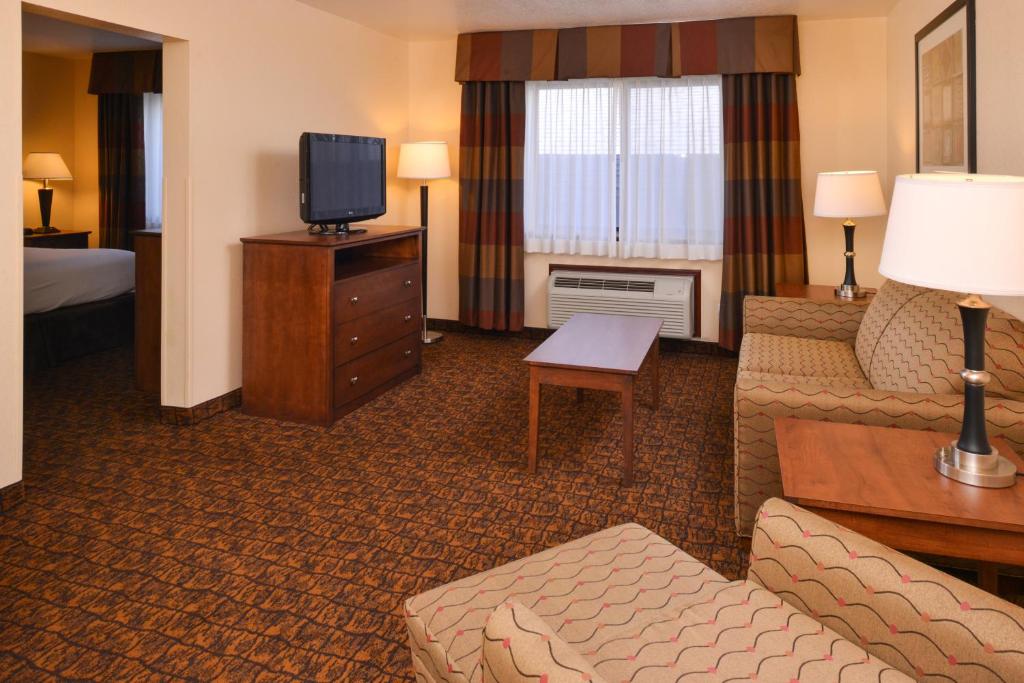 Holiday Inn Express Morgantown an IHG Hotel - image 5