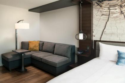 Morgantown Marriott at Waterfront Place - image 5