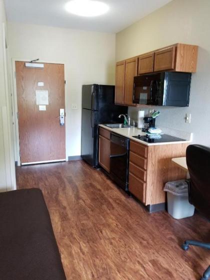 Suburban Extended Stay Hotel Morgantown - image 2