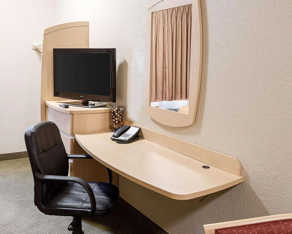 Suburban Extended Stay Hotel Morgantown - image 7
