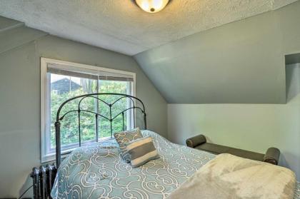 Family House with Balcony Less Than 3 Mi to WV University - image 14