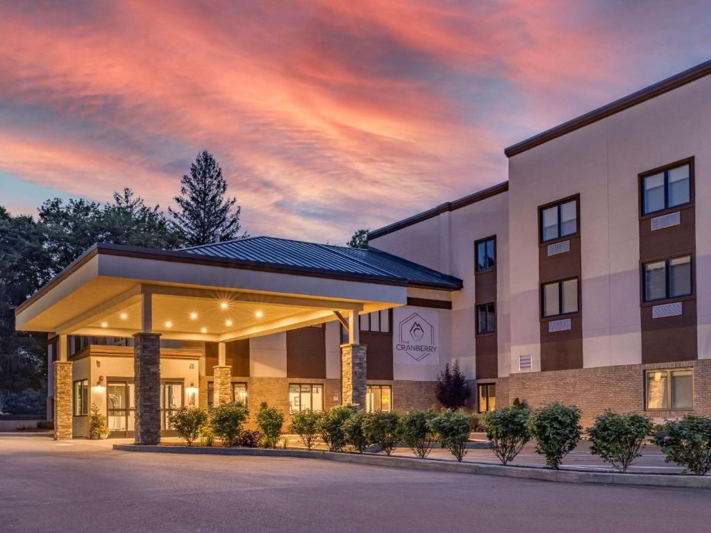 The Cranberry Ascend Hotel Collection - main image