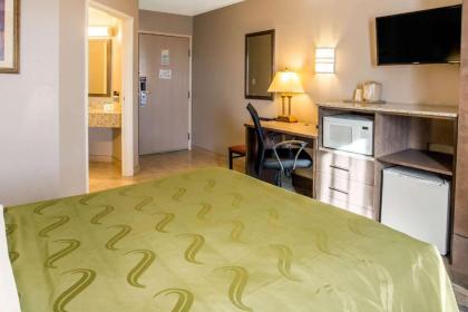 Quality Inn Moriarty - image 2